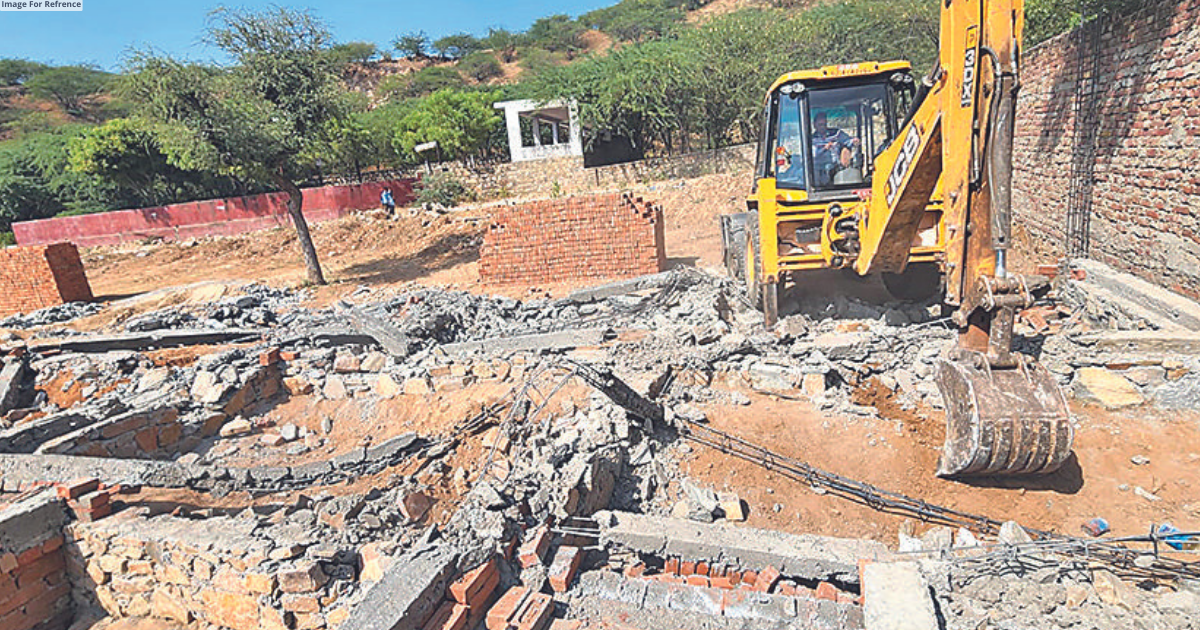 JDA razes 13 illegal villas, three houses